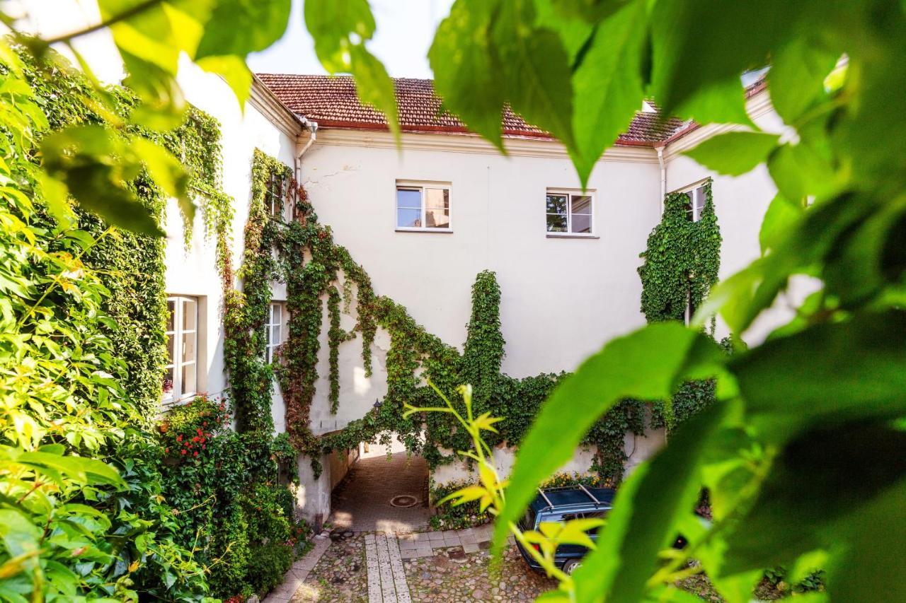 3 Bedroom Duplex Apartment Next To The Gates Of Dawn VNO Exterior foto